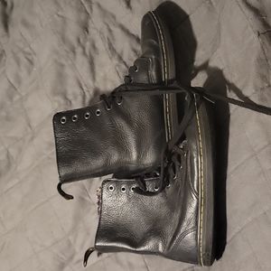 Dr Martens Stratfords